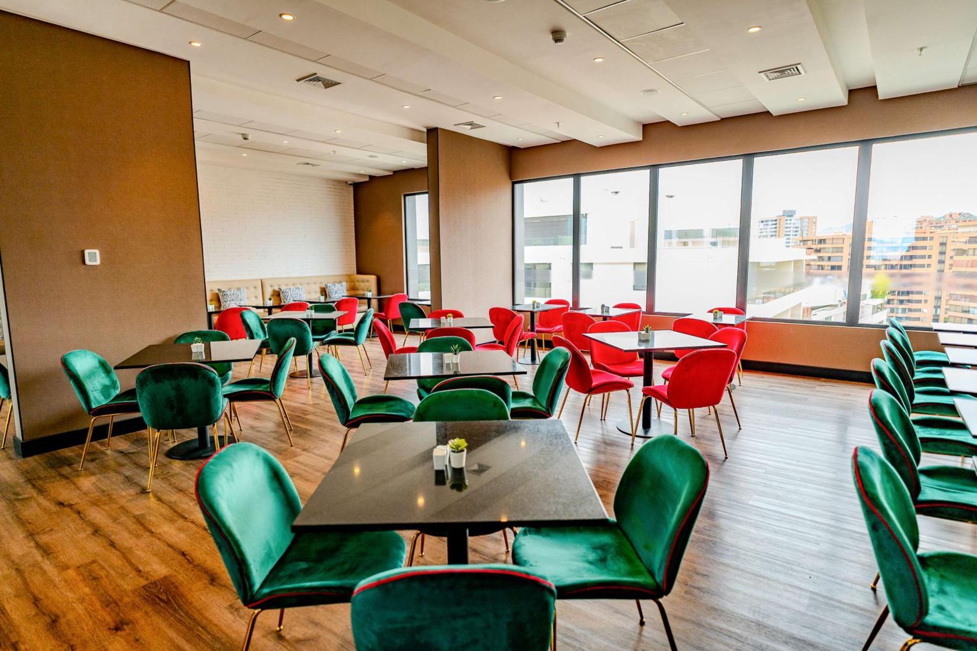 Hampton By Hilton Santiago Las Condes Extérieur photo